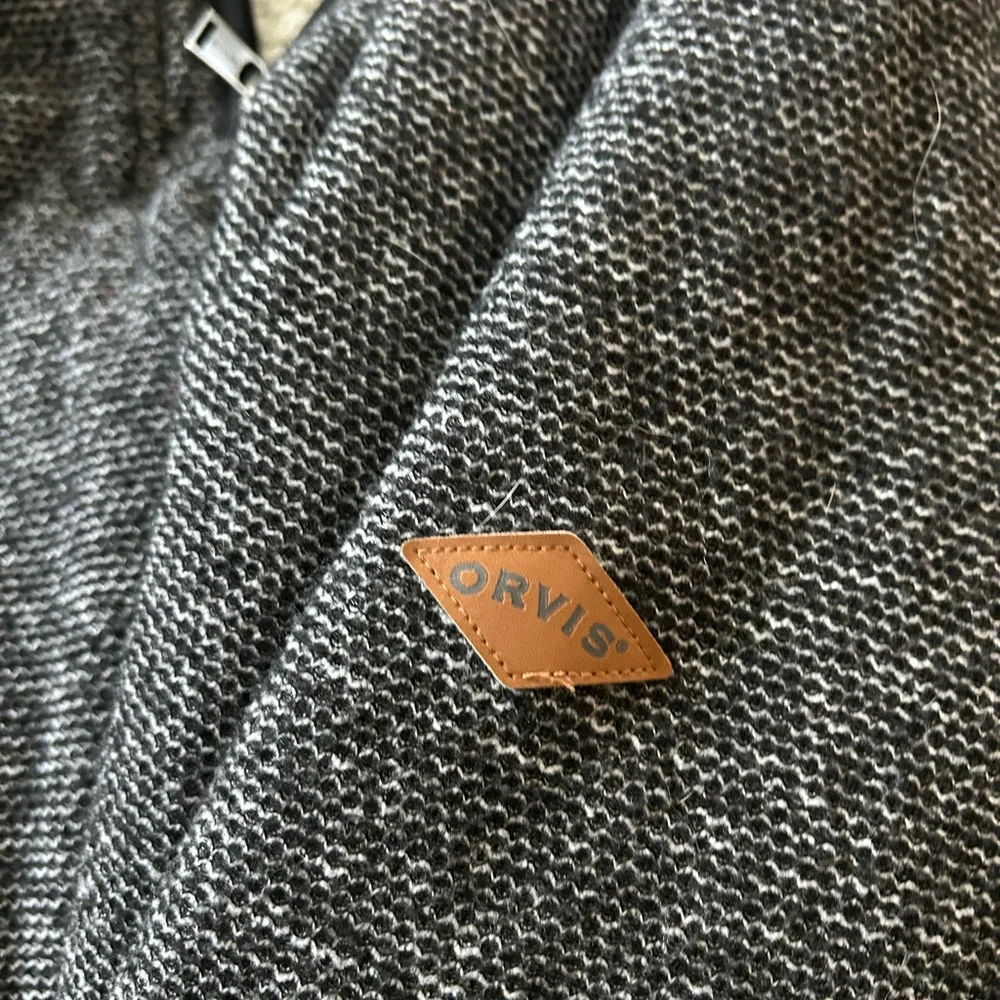 Orvis Men's Gray Quarter-Zip Sweater